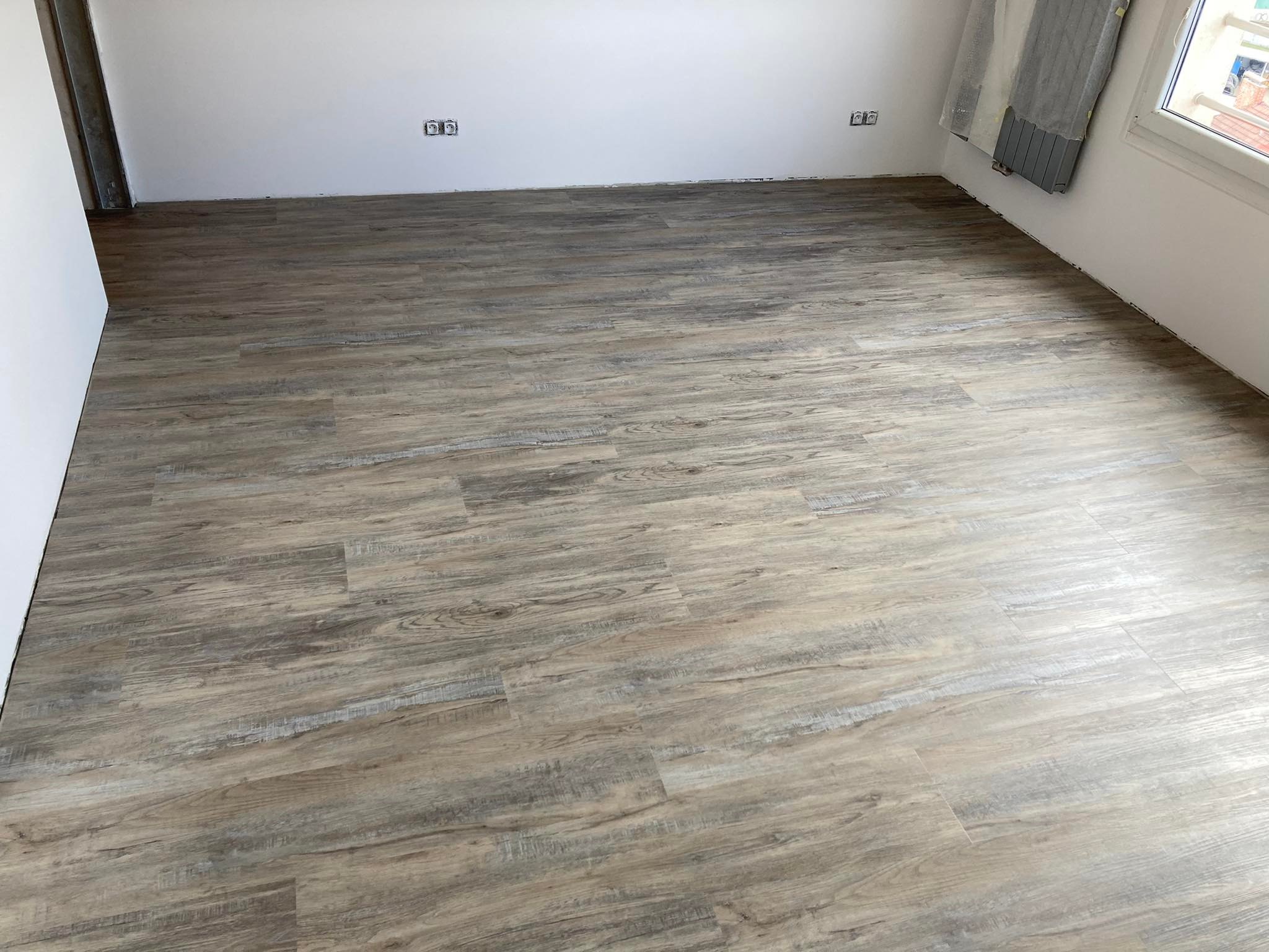 Vinylová podlaha RIGID Dub Kamencový